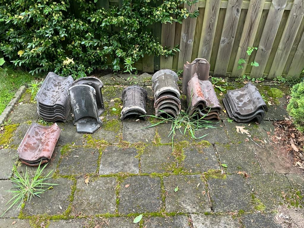 Gebruikte dakpannen o&z diverse soorten, Ophalen, Gebruikt, Minder dan 5 m², Dakpannen