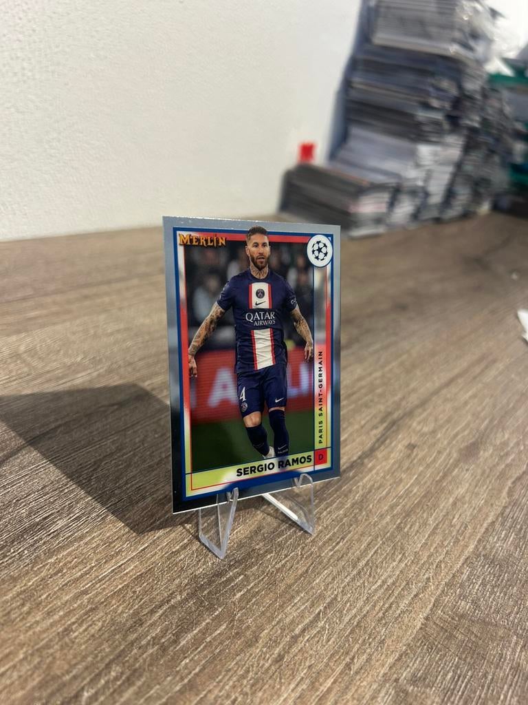 Sergio Ramos 2022-23 Topps Merlin UCC #106 PSG, Ophalen of Verzenden, Zo goed als nieuw, Plaatje