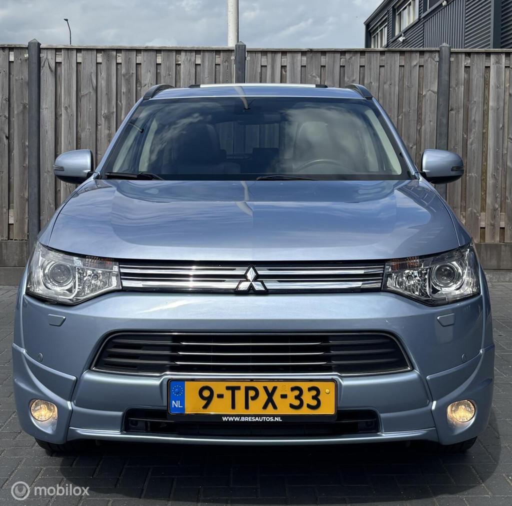 Mitsubishi Outlander 2.0 PHEV Instyle+/BTW-auto/Navi/Pano/, Zwart, 4 cilinders, Blauw, Bedrijf