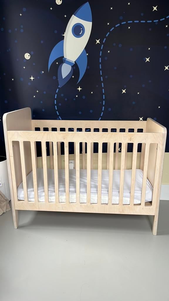 Kidsmill kinderbed incl matras, 85 tot 100 cm, Ophalen of Verzenden, Zo goed als nieuw, Matras