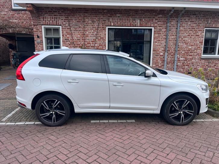 Volvo XC60 2.0 T5 AUT 2014 Wit, Auto's, Volvo, Particulier, XC60, ABS, Achteruitrijcamera, Adaptieve lichten, Adaptive Cruise Control