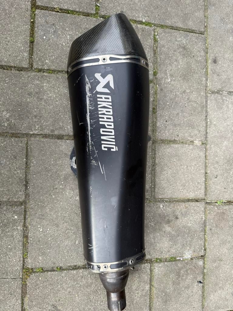 Akrapovic einddemper voor mp3/fuocco, Motoren, Onderdelen | Overige, Ophalen of Verzenden, Gebruikt