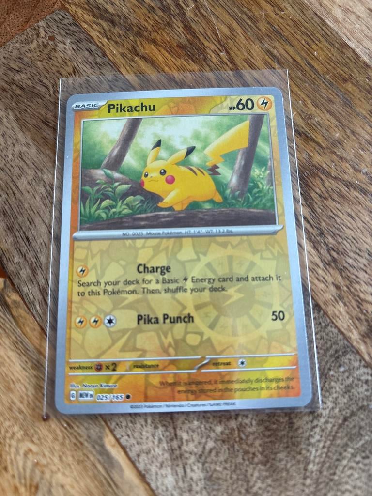 Pikachu Pokémon Kaart - Nieuwstaat (025/165), Ophalen of Verzenden, Nieuw, Losse kaart