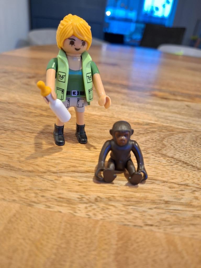 Playmobil Dierenverzorger met aapje (9074), Ophalen of Verzenden, Gebruikt, Jongen of Meisje