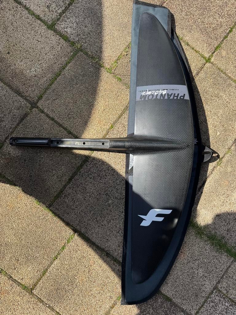 F-One Phantom 840 frontwing, Watersport en Boten, Wingsurfen, Zo goed als nieuw, Wingsurf-hydrofoil, Ophalen of Verzenden