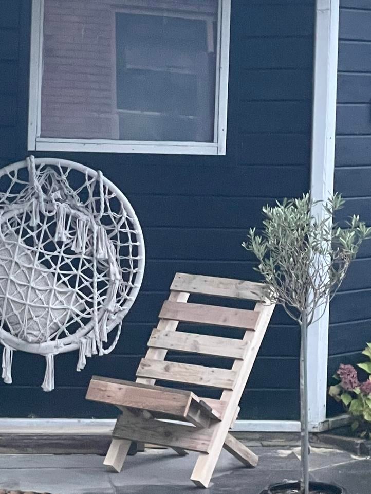 Leuke stoel van pallets inschuifbaar, Tuin en Terras, Tuinstoelen, Ophalen, Nieuw, Hout
