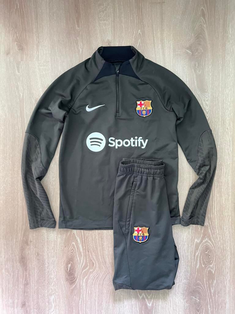 FC Barcelona Nike trainingspak 23/24 Maat 147-158, Kinderen en Baby's, Kinderkleding | Maat 158, Jongen of Meisje, Sport- of Zwemkleding