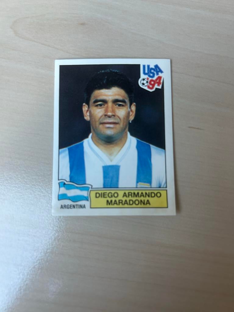 Diego Maradona Panini USA 94 Voetbal Plaatje, Hobby en Vrije tijd, Stickers en Plaatjes, Ophalen of Verzenden, Zo goed als nieuw