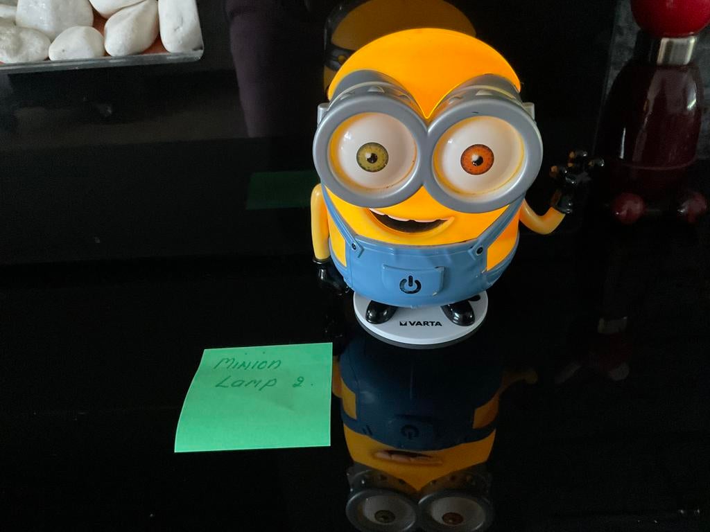 Zgan gebruikte, werkende, Minions Varta lamp, Ophalen, Overige figuren, Zo goed als nieuw, Gebruiksvoorwerp