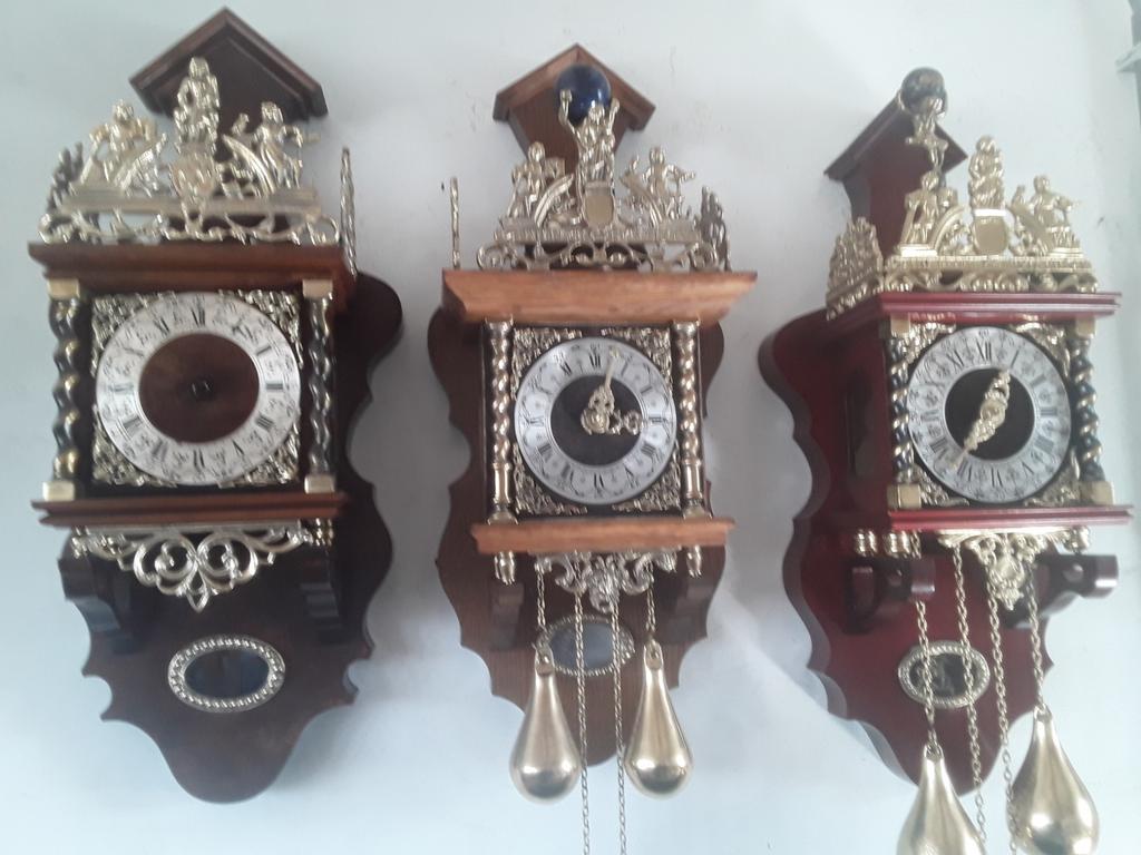 MOOIE GAVE  ZAANSE KLOKKEN, Ophalen of Verzenden
