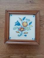 Vintage Delfts Blauw Tegeltje met Bloemen in Houten Lijst, Ophalen of Verzenden