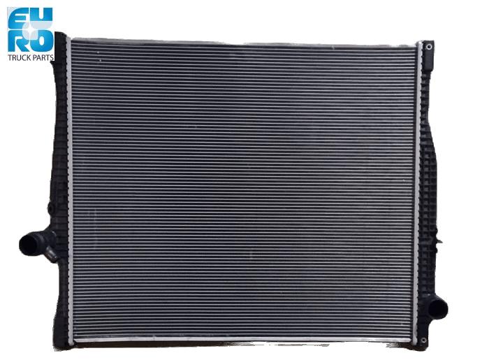VOLVO FM5 DOOR RH USED 84235902U, Auto-onderdelen, Vrachtwagen-onderdelen, Ophalen, Gebruikt, Carrosserie en Plaatwerk, -