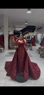 Luxe bordeauxrode jurk met kralen en afneembare sleep, Kleding | Dames, Gelegenheidskleding, Ophalen, Zo goed als nieuw, Groen