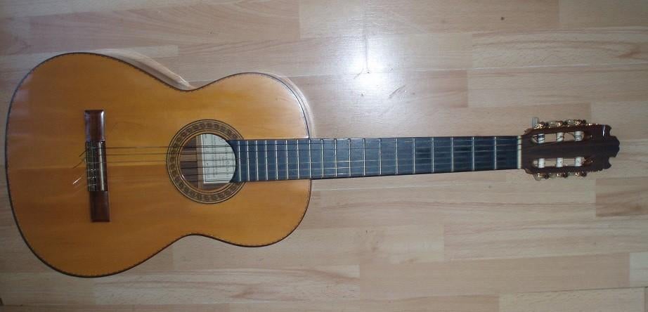 Te ruil kwaliteits Flamenco gitaar opknapper, Muziek en Instrumenten, Ophalen of Verzenden, Gebruikt, Akoestische gitaar