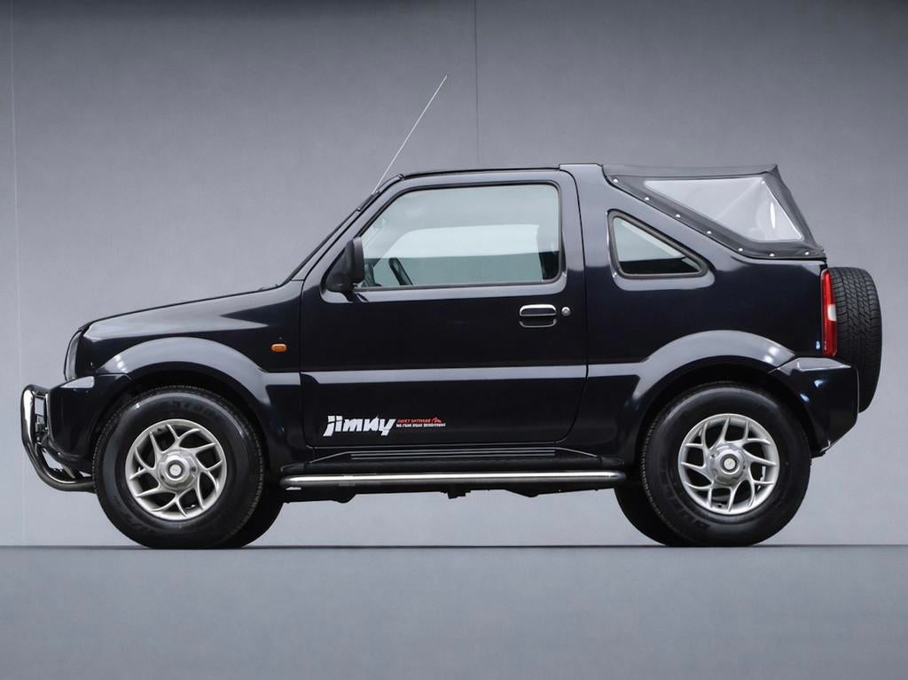 Suzuki Jimny 1.3 JLX CABRIO (LEDER,4x4,NIEUWE APK,GEEN ROEST, 13 km/l, Stof, 4 cilinders, 4 stoelen