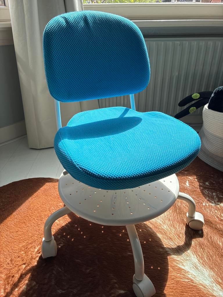 IKEA kinder bureaustoel - verstelbaar en in goede staat, Ophalen, Zo goed als nieuw, Stoel(en)