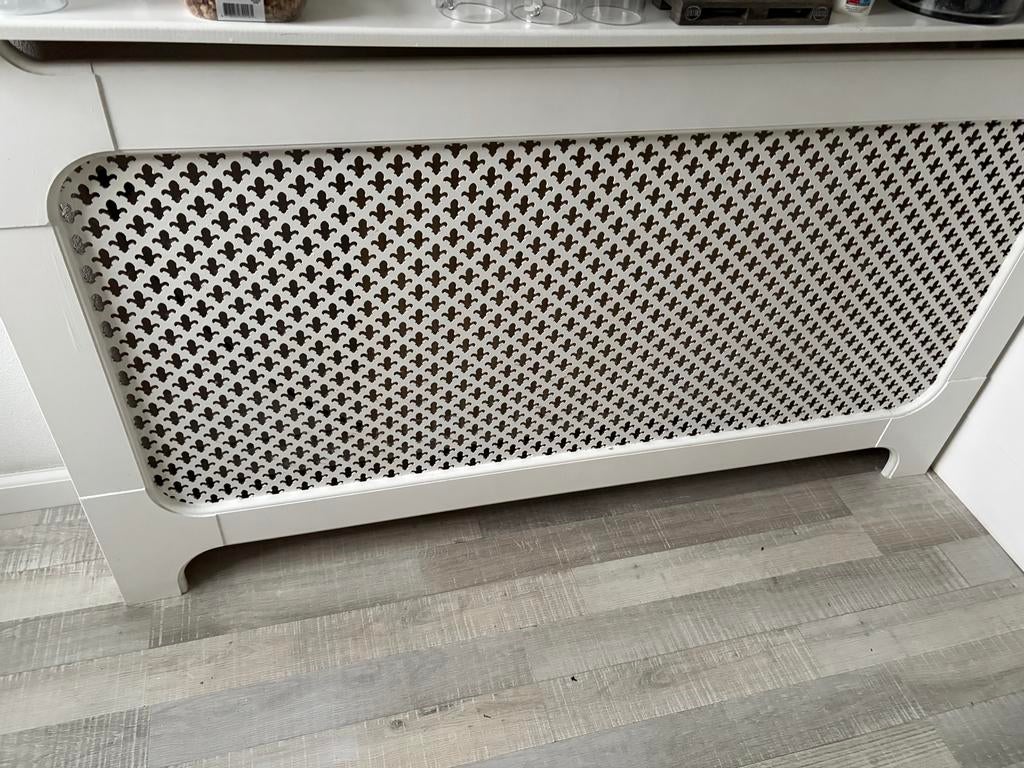 Radiator ombouw wit   90cm bij 150cmbreed, Doe-het-zelf en Verbouw, Verwarming en Radiatoren, Radiator, 150 cm of meer, Ophalen of Verzenden