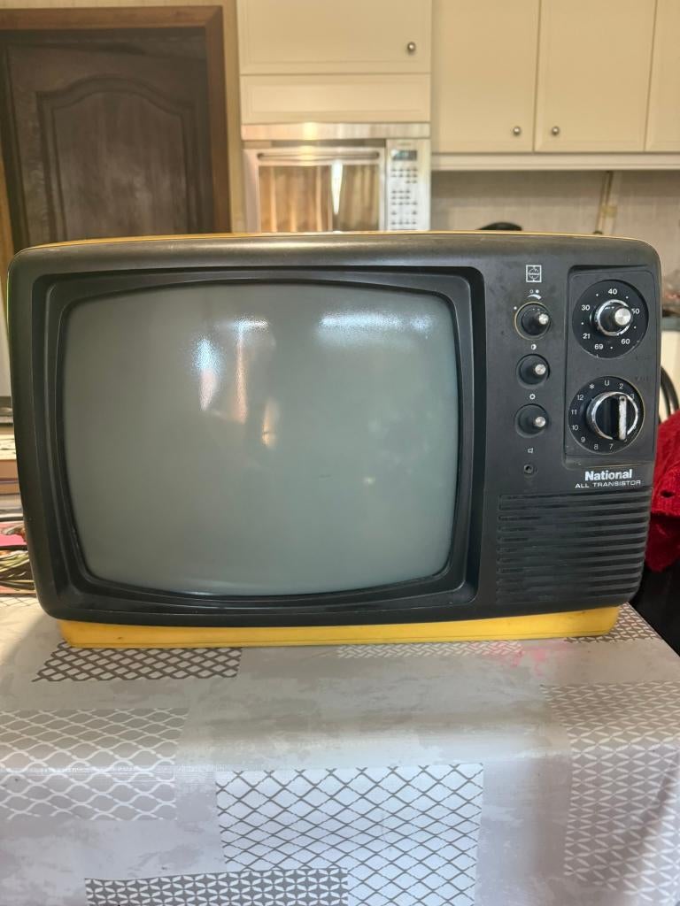 Draagbare Vintage Space Age TV Panasonic (voorheen National), Audio, Tv en Foto, Vintage Televisies, Gebruikt, Minder dan 40 cm