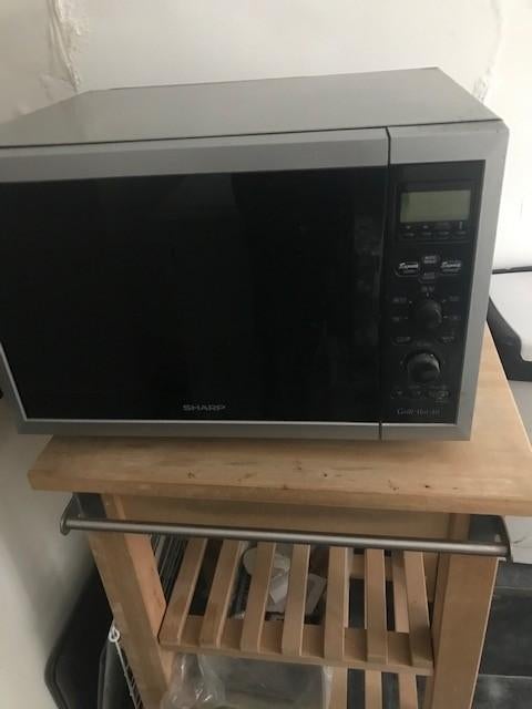 Sharp Combi Magnetron-Oven. Zeer grote inhoud! Prima Staat., Witgoed en Apparatuur, Magnetrons, Ophalen, Combimagnetron, Crisp