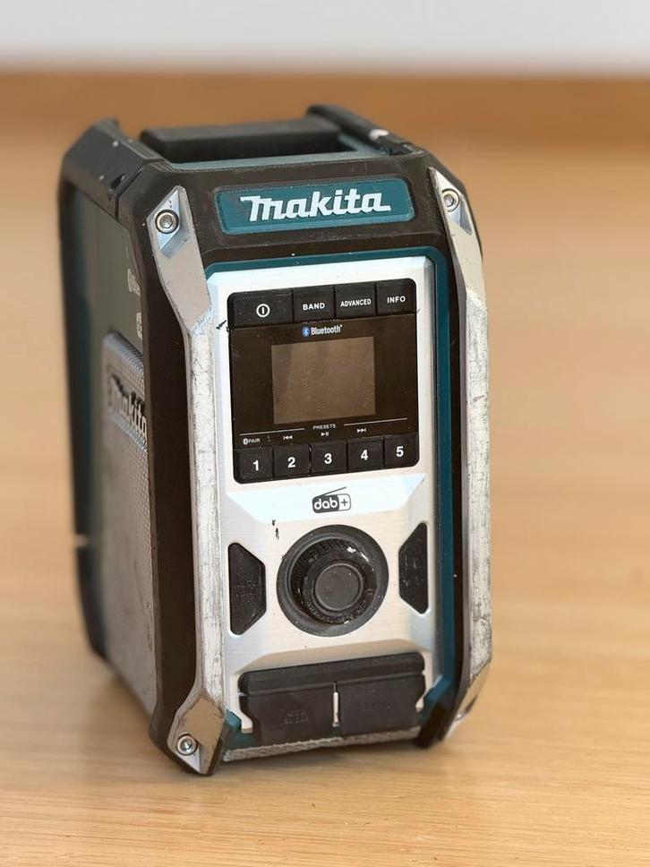 MAKITA DMR115 BOUWRADIO/RADIO LOSSE BODY TOP STAAT, Audio, Tv en Foto, Radio's, Zo goed als nieuw, Bouwradio, Ophalen of Verzenden