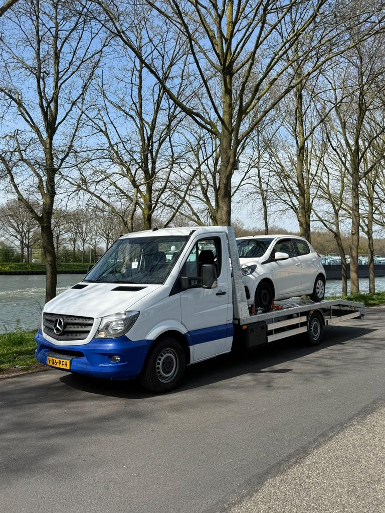 Mercedes sprinter Oprijwagen TE HUUR autoambulance huren, Diensten en Vakmensen, Verhuur | Auto en Motor