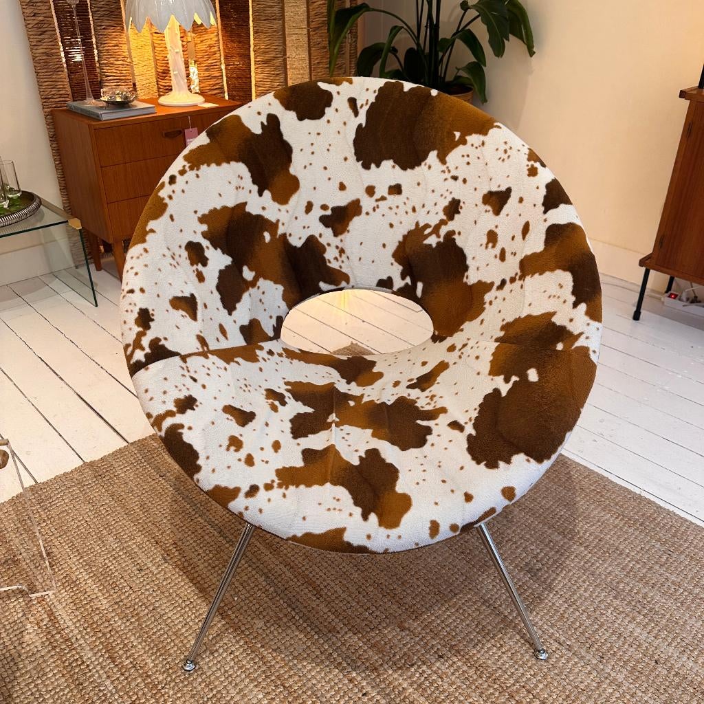 Vintage koeienhuid fauteuil met chrome pootjes, Ophalen, Vintage, 75 tot 100 cm, Zo goed als nieuw