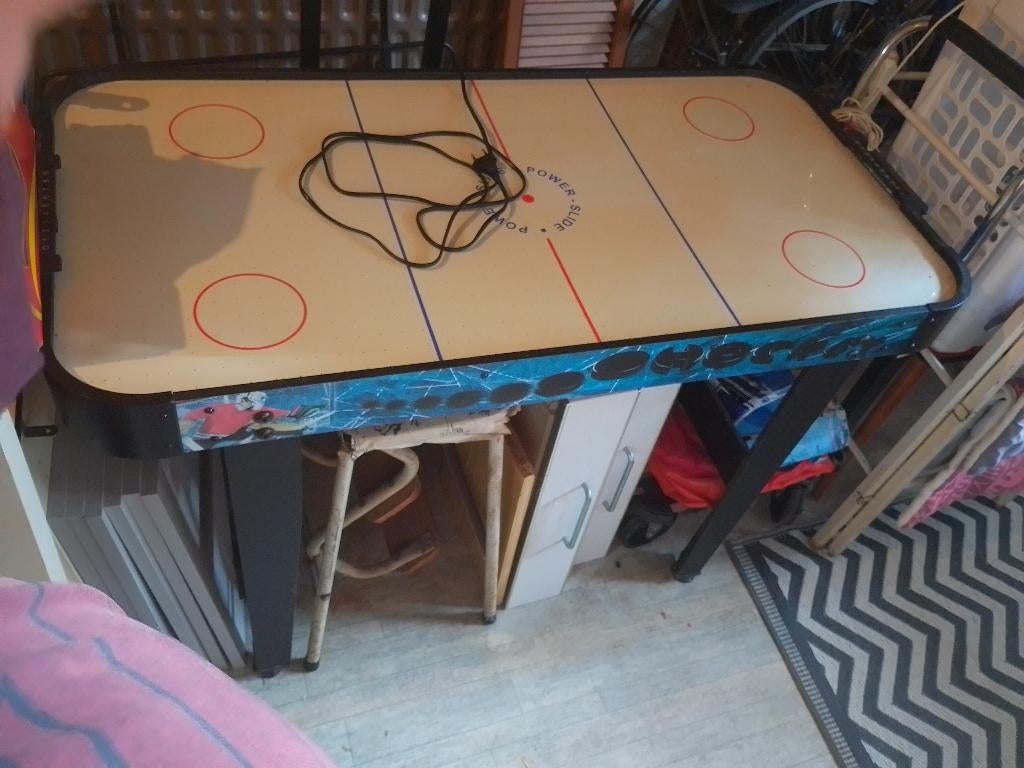 Airhockey tafel. ( Niet compleet), Ophalen, Gebruikt