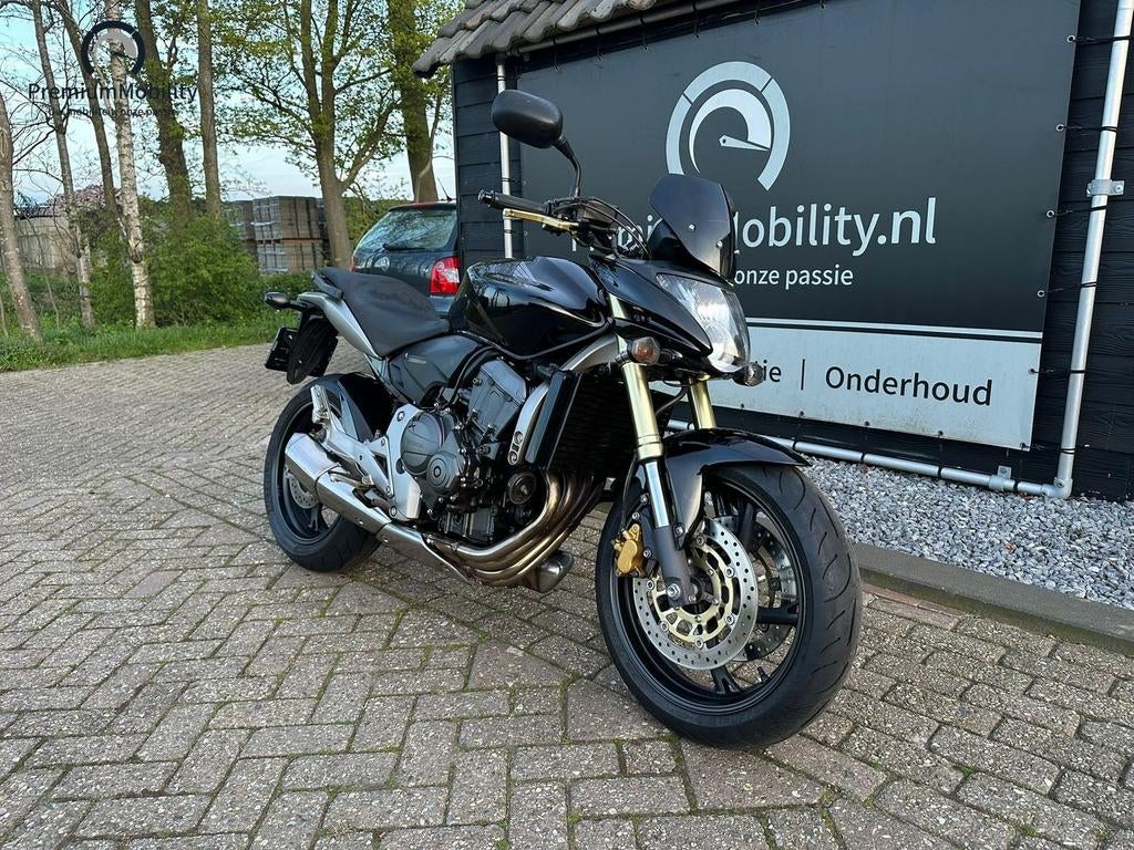 HONDA CB 600 F HORNET (BJ 2007 / 45731 KM), HONDA, 4 cilinders, Motorrijbewijs A, Bedrijf