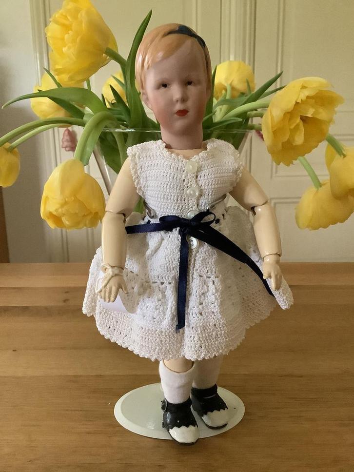 Juliana popje 30 cm. Gemerkt Heubach., Verzamelen, Poppen, Zo goed als nieuw, Pop, Ophalen of Verzenden