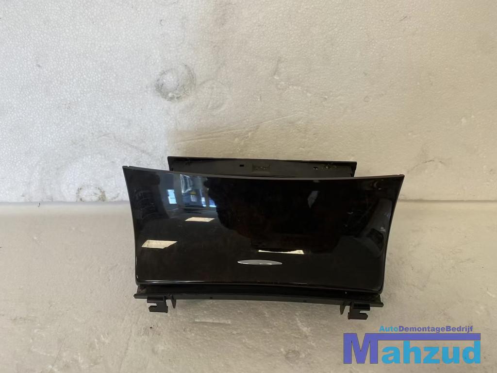 MERCEDES E KLASSE W211 S211 Asbak donker hout A2116802852, Auto-onderdelen, Interieur en Bekleding, Gebruikt, Mercedes-Benz AG