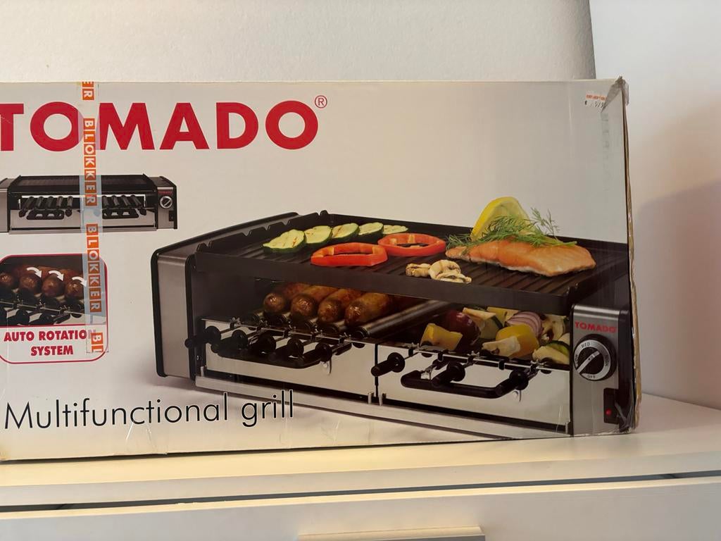 TOMADO Multifunctionele Grill met Auto Rotatie Systeem, Ophalen, Zo goed als nieuw, Tafelgrill