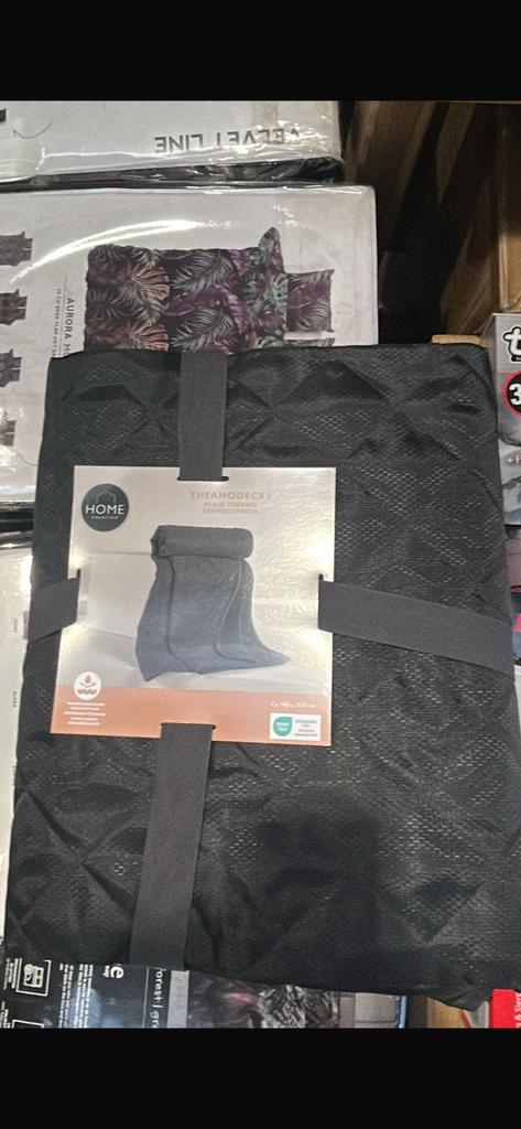 Plaids 30.000 stuks nieuw mix kleuren, Ophalen of Verzenden, Nieuw, Eenpersoons