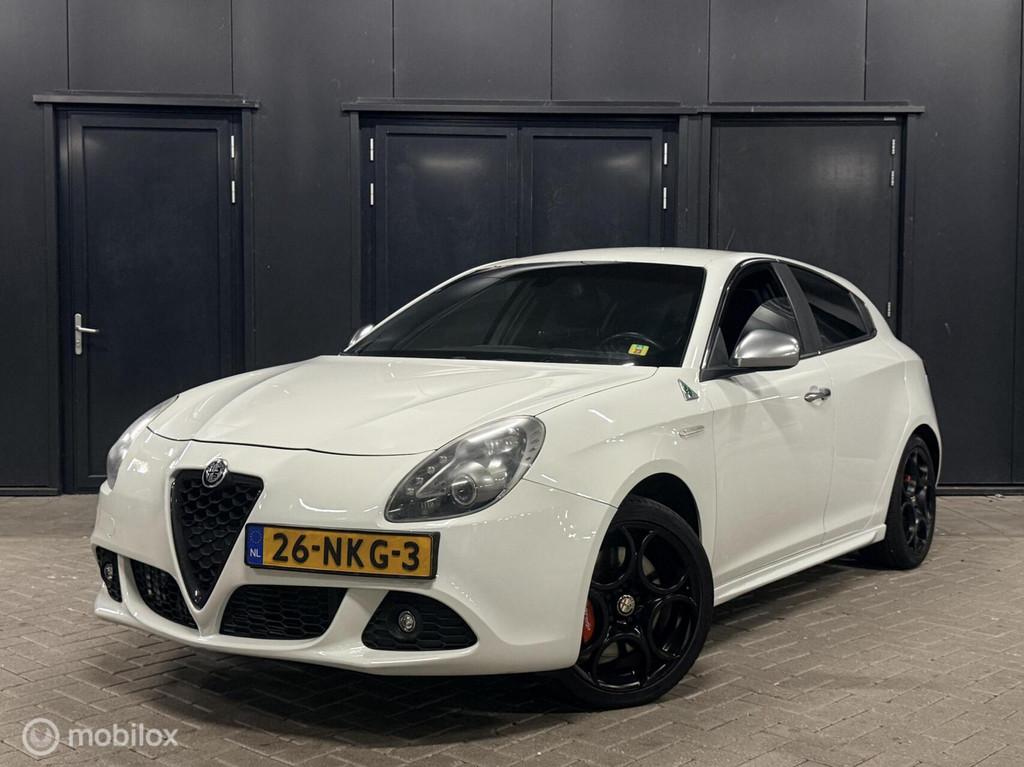 Alfa Romeo Giulietta 1.7 TBi QV stage 2+ beurt+apk|NAP, Auto's, Alfa Romeo, Euro 5, Gebruikt, 1295 kg, 4 cilinders