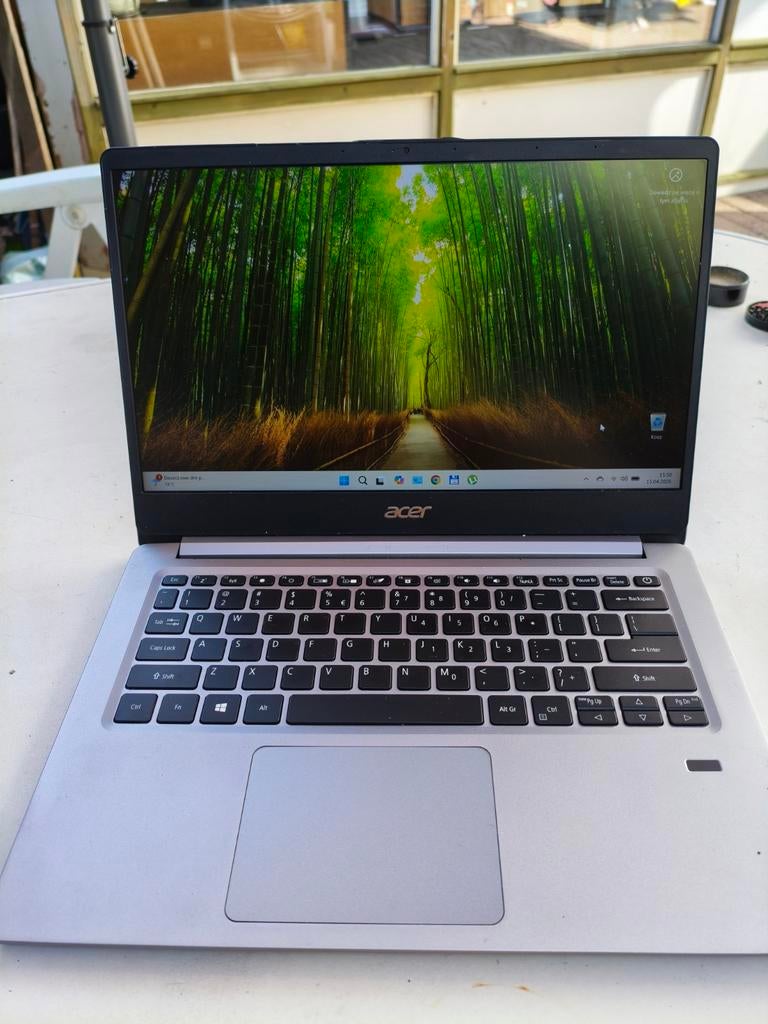 Acer Swift 1, Ophalen, 14 inch, 2 tot 3 Ghz, SSD