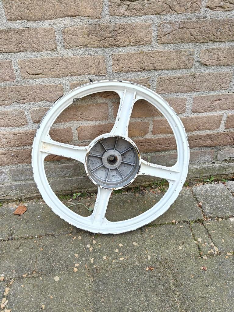 Piaggio vespa Ciao 4 spaak velg wiel, Fietsen en Brommers, Ophalen of Verzenden, Gebruikt, Overige typen