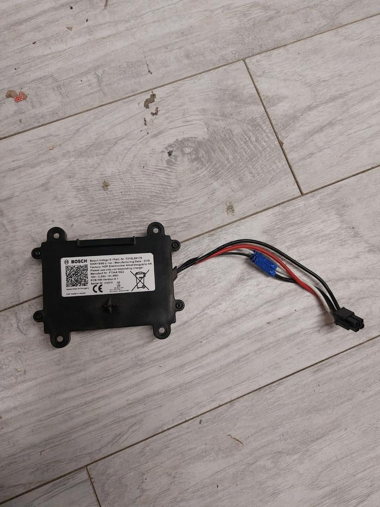 bosch robotmaaier accu, Tuin en Terras, Robotmaaiers, Ophalen of Verzenden