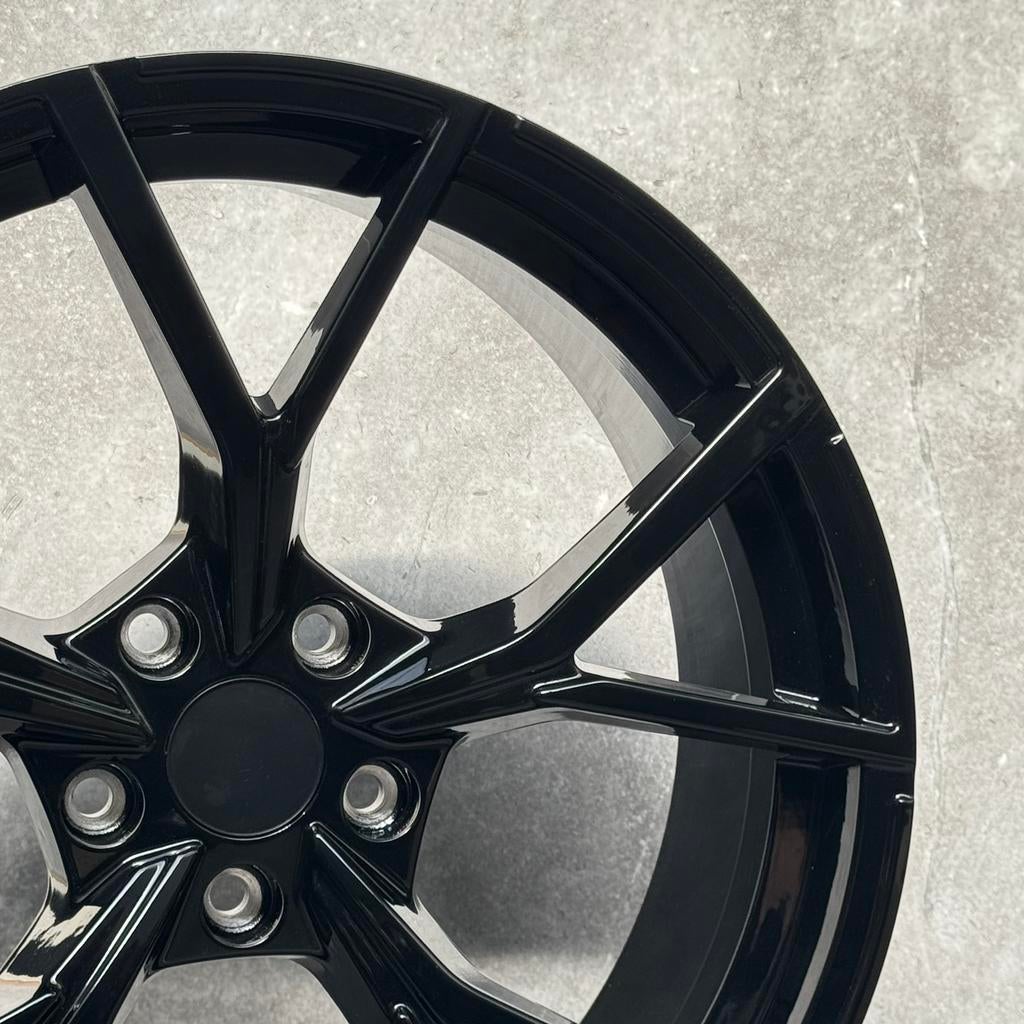 NIEUW 18'' V01 VELGEN 5x112 Past Op VAG GROEP ESTORIL LOOK, 19 inch, Overige, Velg(en), Overige