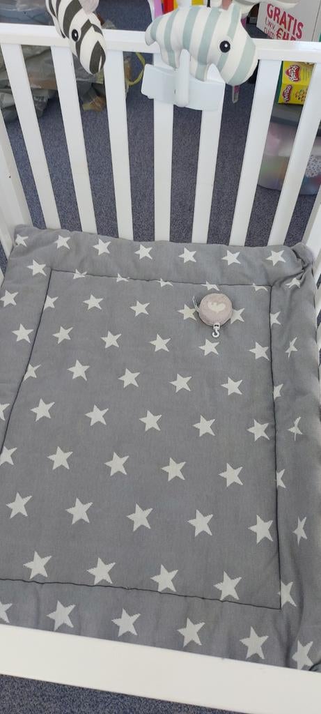 Witte babybox met boxkleed., Kinderen en Baby's, Boxen, Ophalen of Verzenden, Gebruikt, Rechthoekig, Boxkleed