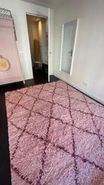 Vloerkleed roze met wijnrode ruit (NIEUW), Huis en Inrichting, Stoffering | Tapijten en Kleden, Ophalen, Overige kleuren, 200 cm of meer