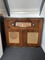 Vintage Philips radiomeubel met ingebouwde platenspeler, Ophalen