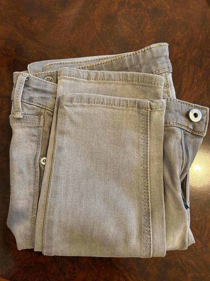 Denim H&M, Kleding | Dames, Spijkerbroeken en Jeans, Zo goed als nieuw, W30 - W32 (confectie 38/40), Grijs, Ophalen