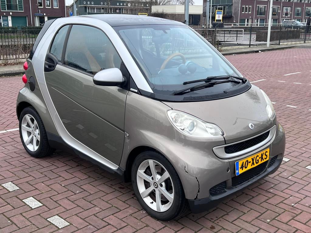 Smart ForTwo 1.0 LIMITED | LEER | AIRCO | BRABUS STUUR |, Achterwielaandrijving, 18 €/maand, 70 pk, 1000 cc