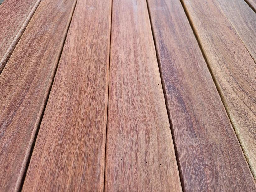 EXTRA KORTING: GEVELBEKLEDING PARTIJ HARDHOUTEN   GEVELBEKLE, Ophalen of Verzenden, Nieuw, 250 cm of meer, Planken