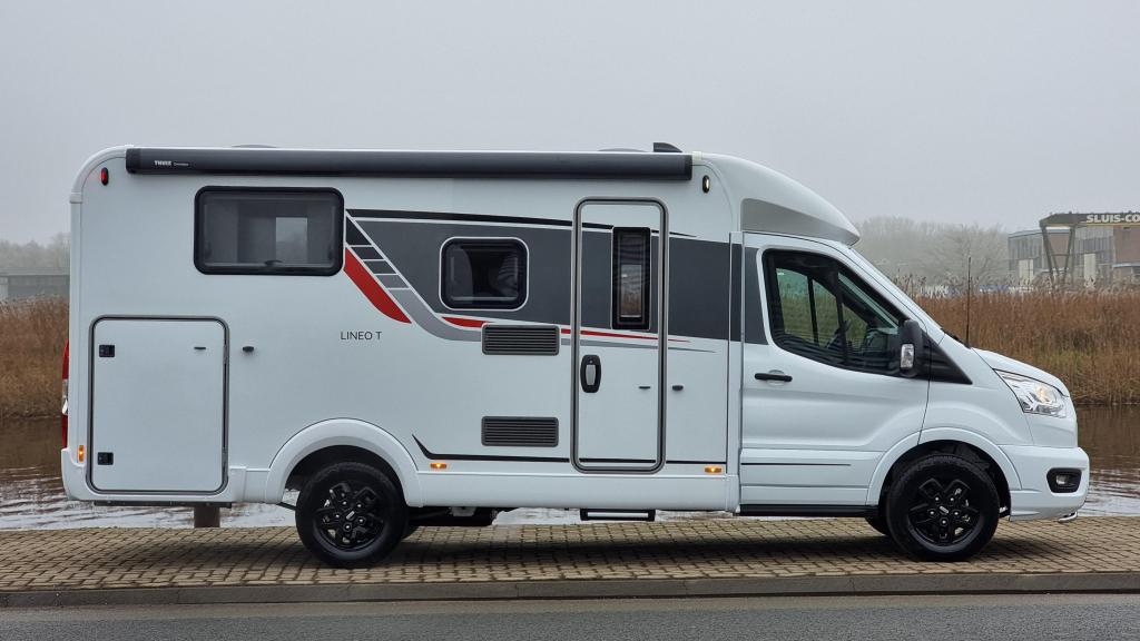 Bürstner Lineo T 620 G - Winterpakket, Caravans en Kamperen, Campers, Automaat, Standaard zit, Ringverwarming, Ford