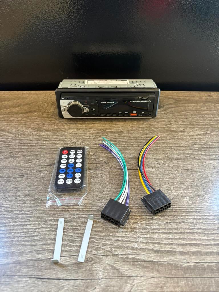 auto radio 1 din met bluetooth, Auto diversen, Autoradio's, Ophalen of Verzenden, Zo goed als nieuw