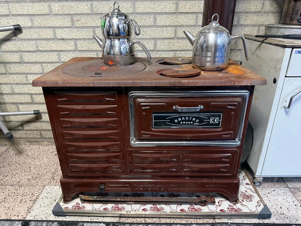 Houtkachel bijna nieuw! Met oven functie!, Huis en Inrichting, Kachels, Ophalen of Verzenden, Zo goed als nieuw, Hout, Houtkachel