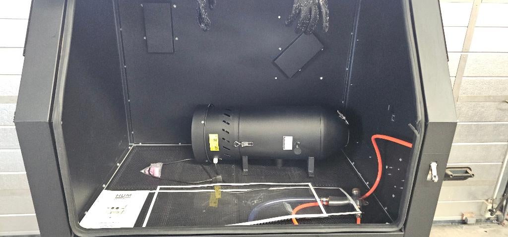 HBM SBC 990 Straalcabine met Afzuiging, Ophalen of Verzenden, Zo goed als nieuw