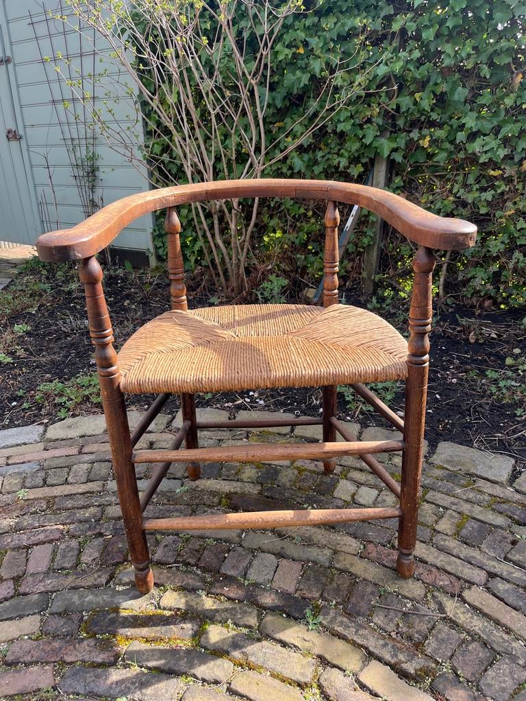 Prachtige boeren keukenstoel met rieten zitting, Antiek en Kunst, Antiek | Meubels | Kasten, Ophalen of Verzenden