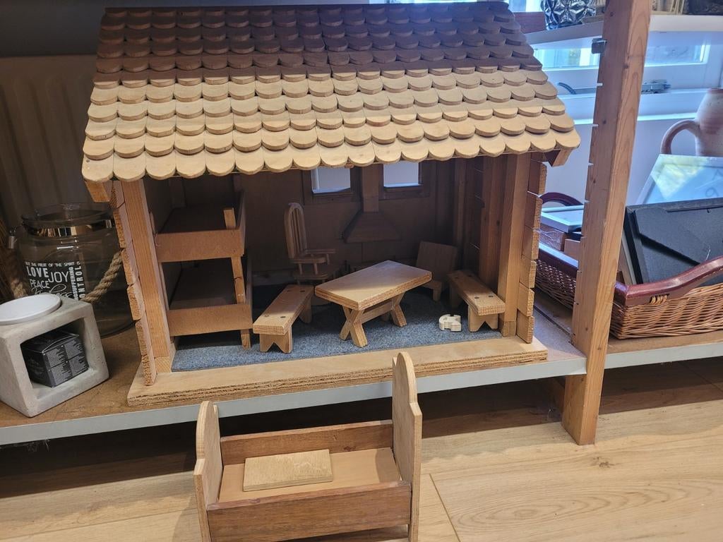 Poppenhuis, Ophalen, Poppenhuis