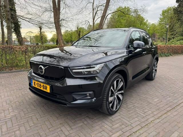 Volvo XC40 Recharge P8 AWD R-Design SOH 91,9%/Warmtepomp/Pan, Auto's, Volvo, Gebruikt, Adaptive Cruise Control, Zwart, Origineel Nederlands